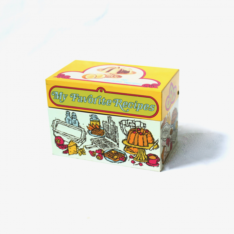 Vintage Retro Nordic Ware Bundt People My Favorite Recipes Metal Tin Recipe Box