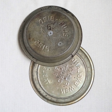 Two Vintage 9" Pie Tins Blue Bird & New England Table Talk