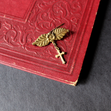 Vintage Pin Gold Tone Flower Dangle Holy Cross Christian Brooch
